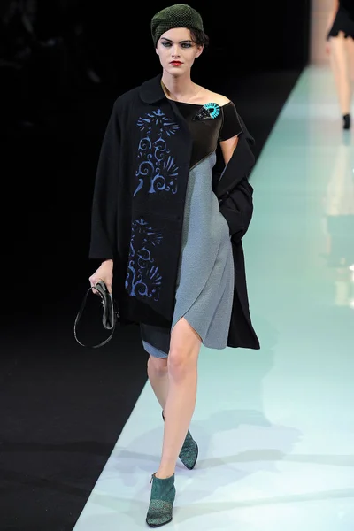 Look 5